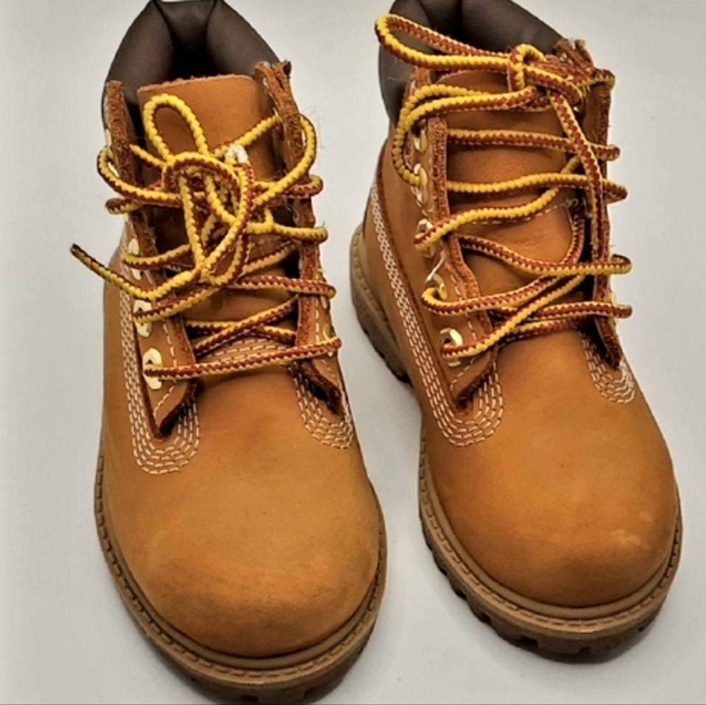 Timberland Waterproof 6" Boots Boys Baby Sz 6M, Streetwear, Stylish